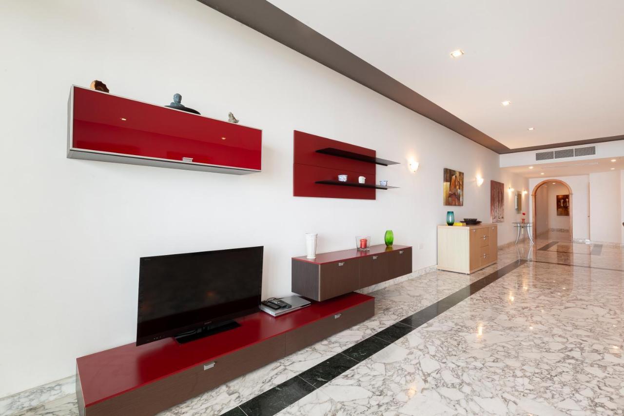 Spacious Seafront Apt With Living, Sofa, Wifi & Ac By 360 Estates سليمة المظهر الخارجي الصورة